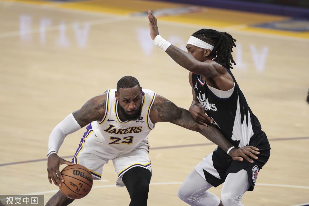 际舞台上的 际舞台上的